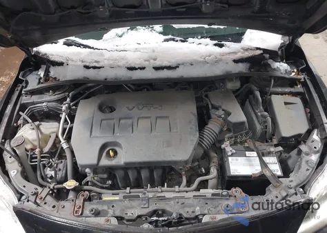 2011 Toyota Corolla Le z USA, uszkodzony, nr VIN 2T1BU4EE6BC735325